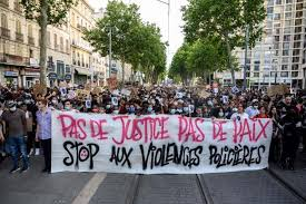Une trajectoire sécuritaire vers l’extrême&nbsp;droite